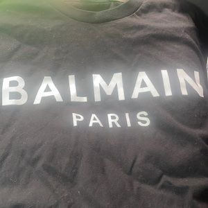 Black Balmain T shirt never worn perfect condition